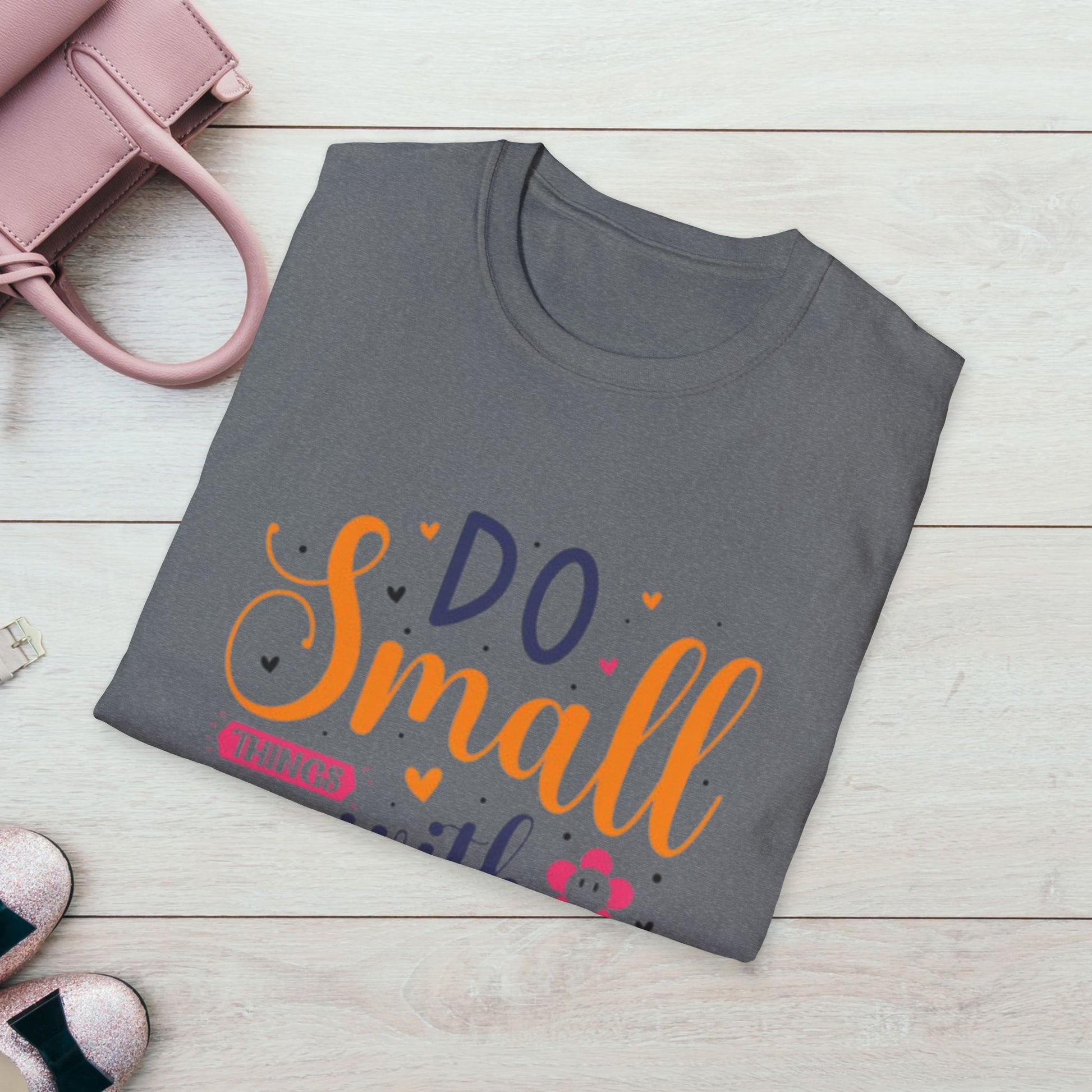 Do Small Things With Great Love Inspirational Tee - GULLYDESIGN