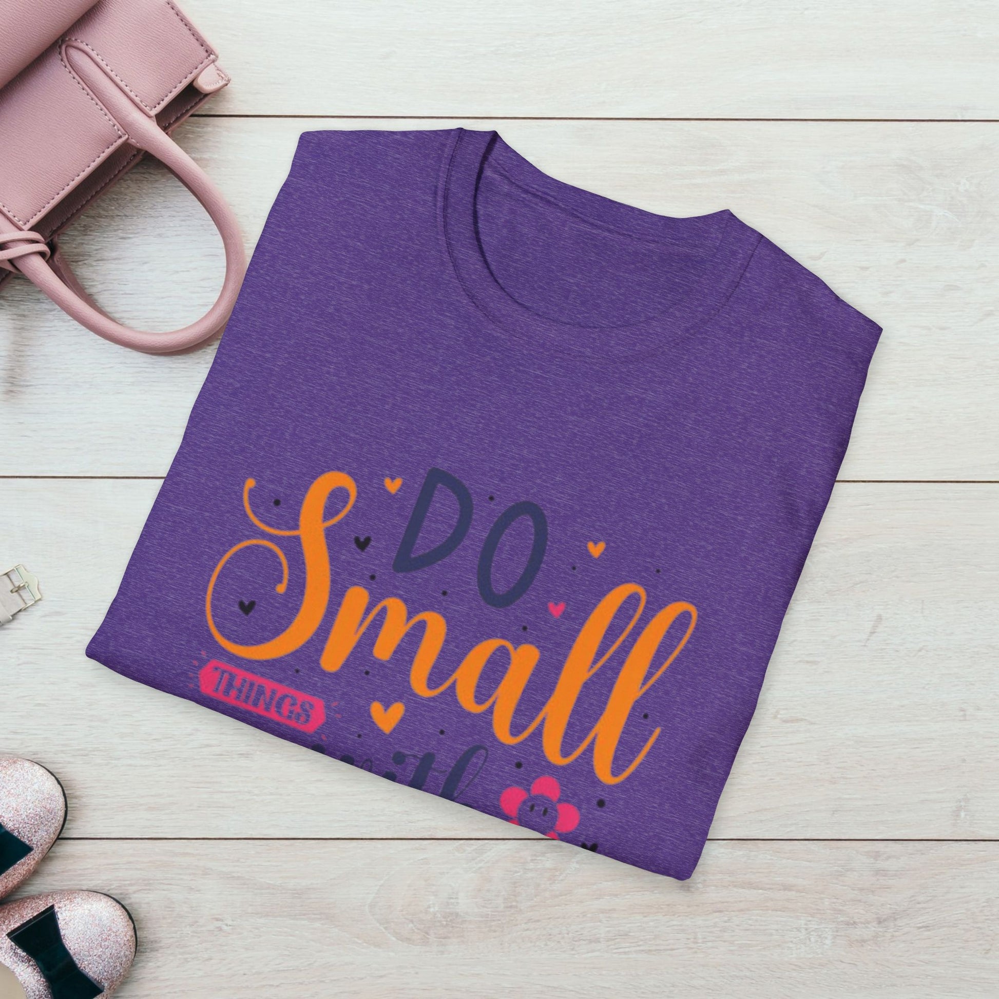 Do Small Things With Great Love Inspirational Tee - GULLYDESIGN
