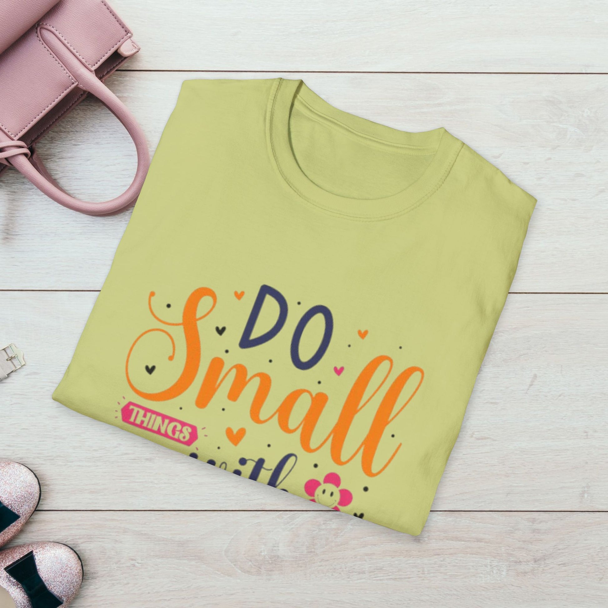 Do Small Things With Great Love Inspirational Tee - GULLYDESIGN