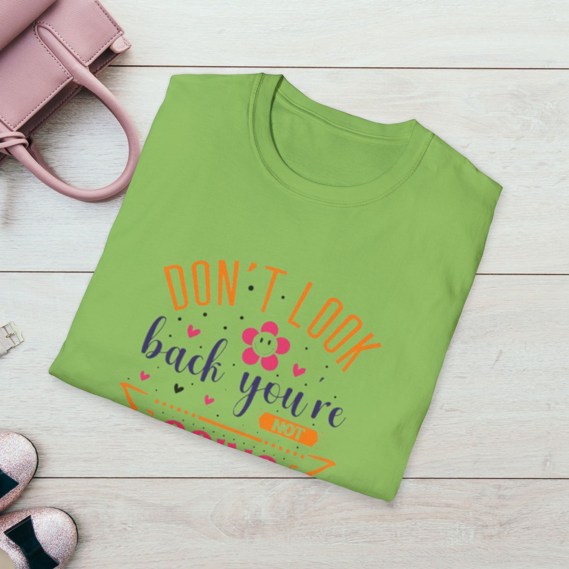 Inspirational Unisex Softstyle T-Shirt - 'Don't Look Back You're Not Going That Way' - Motivational Apparel for Everyday Wear - GULLYDESIGN