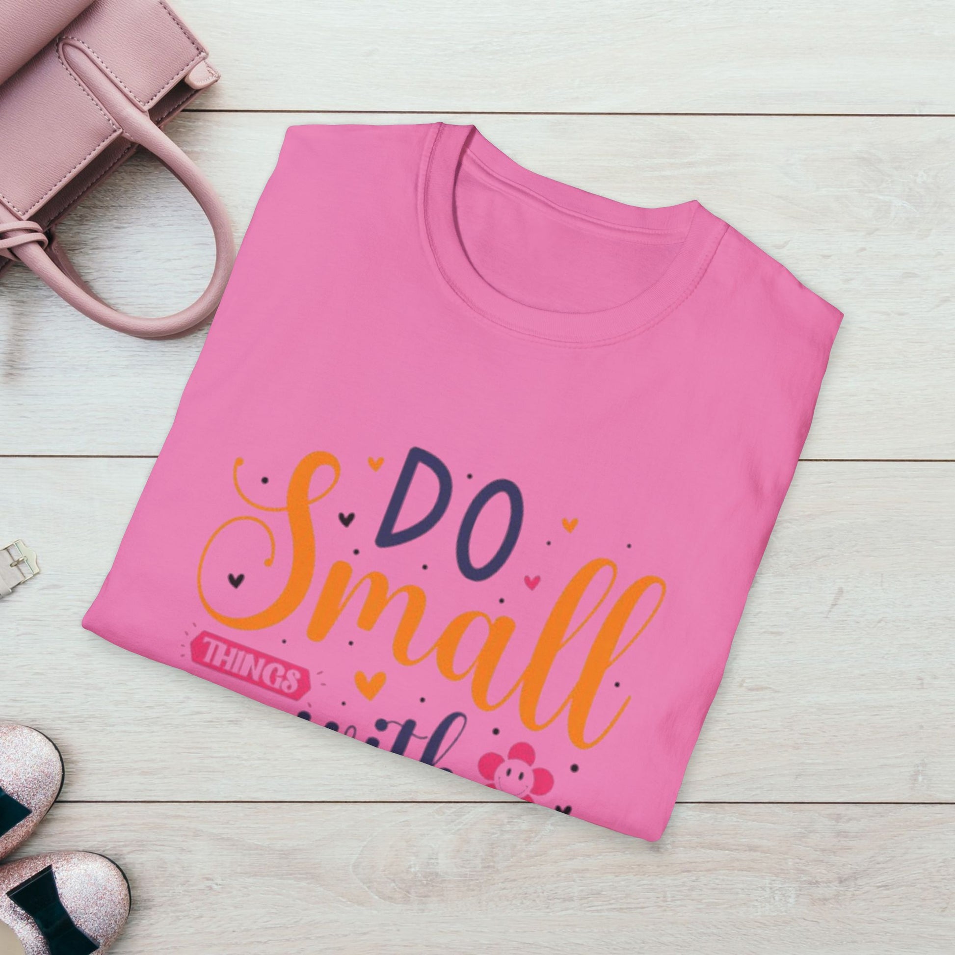Do Small Things With Great Love Inspirational Tee - GULLYDESIGN