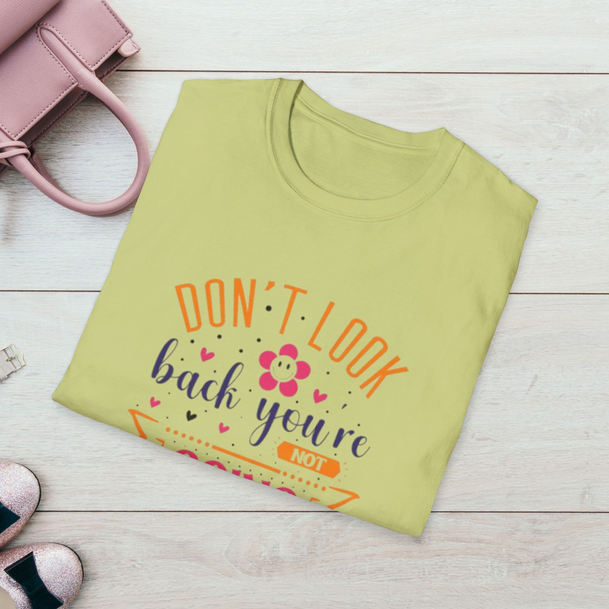 Inspirational Unisex Softstyle T-Shirt - 'Don't Look Back You're Not Going That Way' - Motivational Apparel for Everyday Wear - GULLYDESIGN