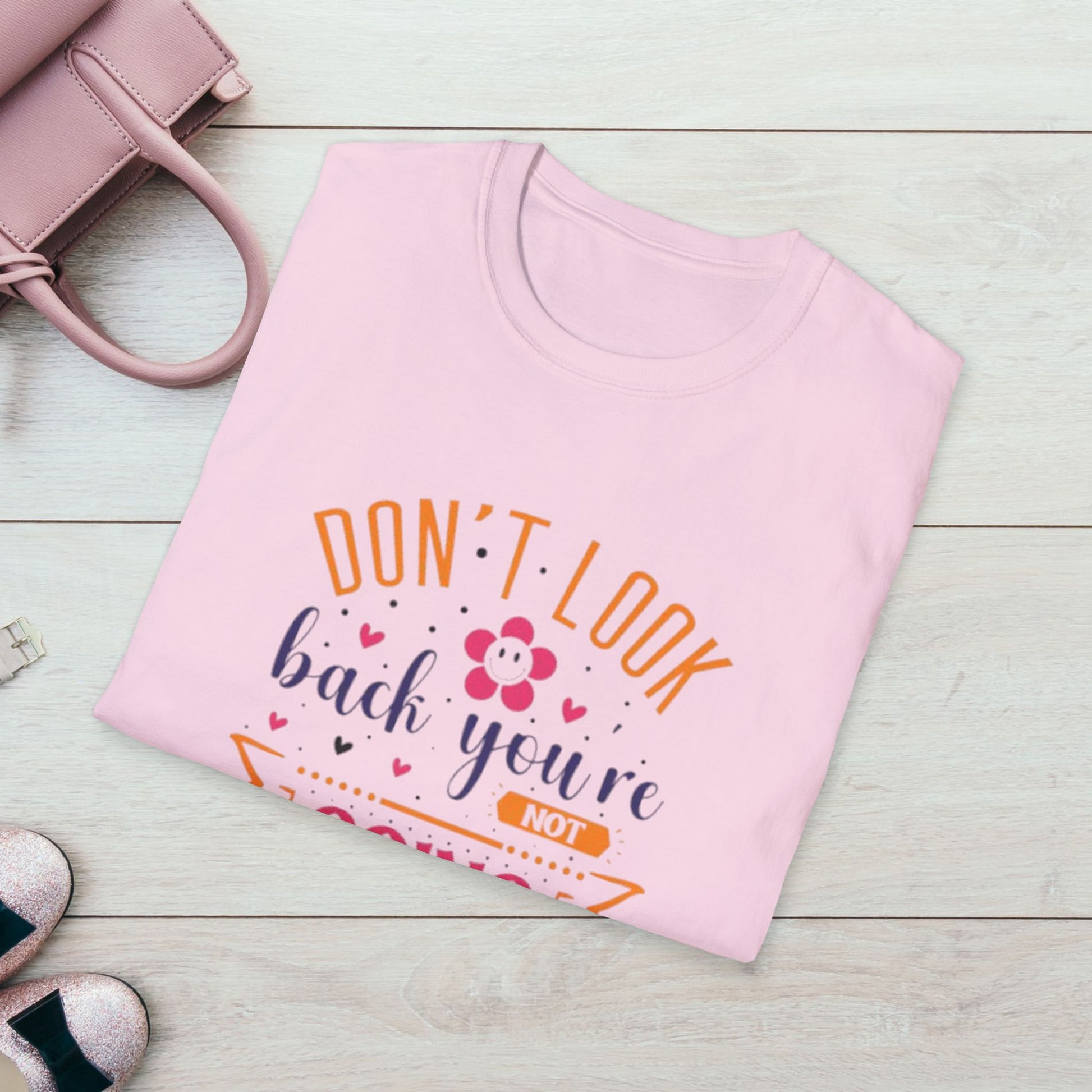 Inspirational Unisex Softstyle T-Shirt - 'Don't Look Back You're Not Going That Way' - Motivational Apparel for Everyday Wear - GULLYDESIGN