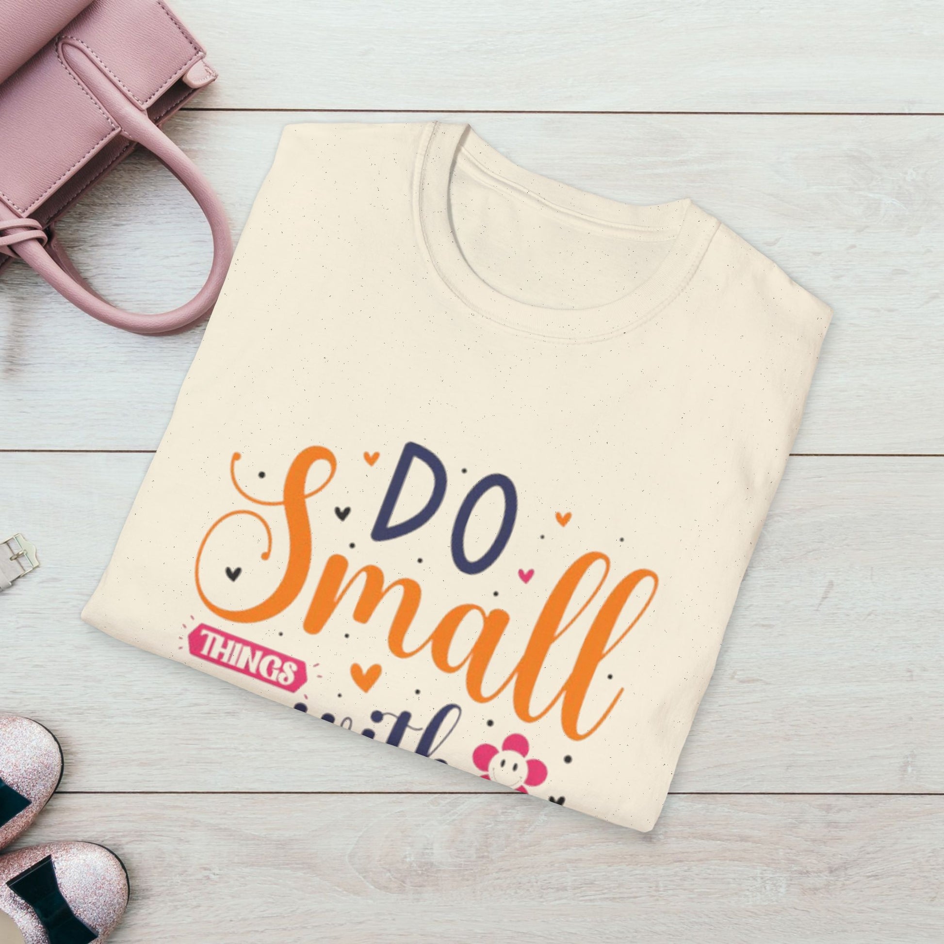 Do Small Things With Great Love Inspirational Tee - GULLYDESIGN